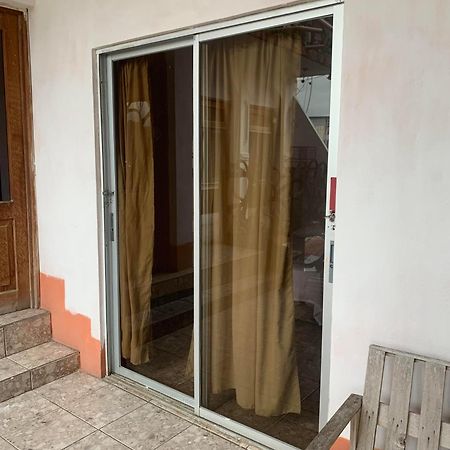 Hotel Aurora Флорес Екстер'єр фото